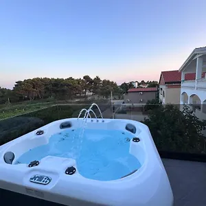 foglaljon itt
