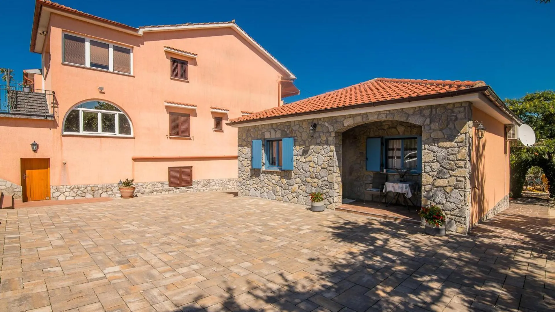 Apartments Prendivoj Malinska